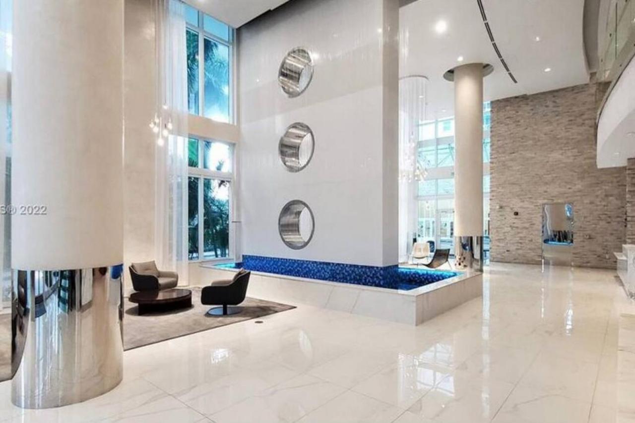 Modern 2 Story Loft 2Br With Breathtaking Views Villa Miami Exterior photo