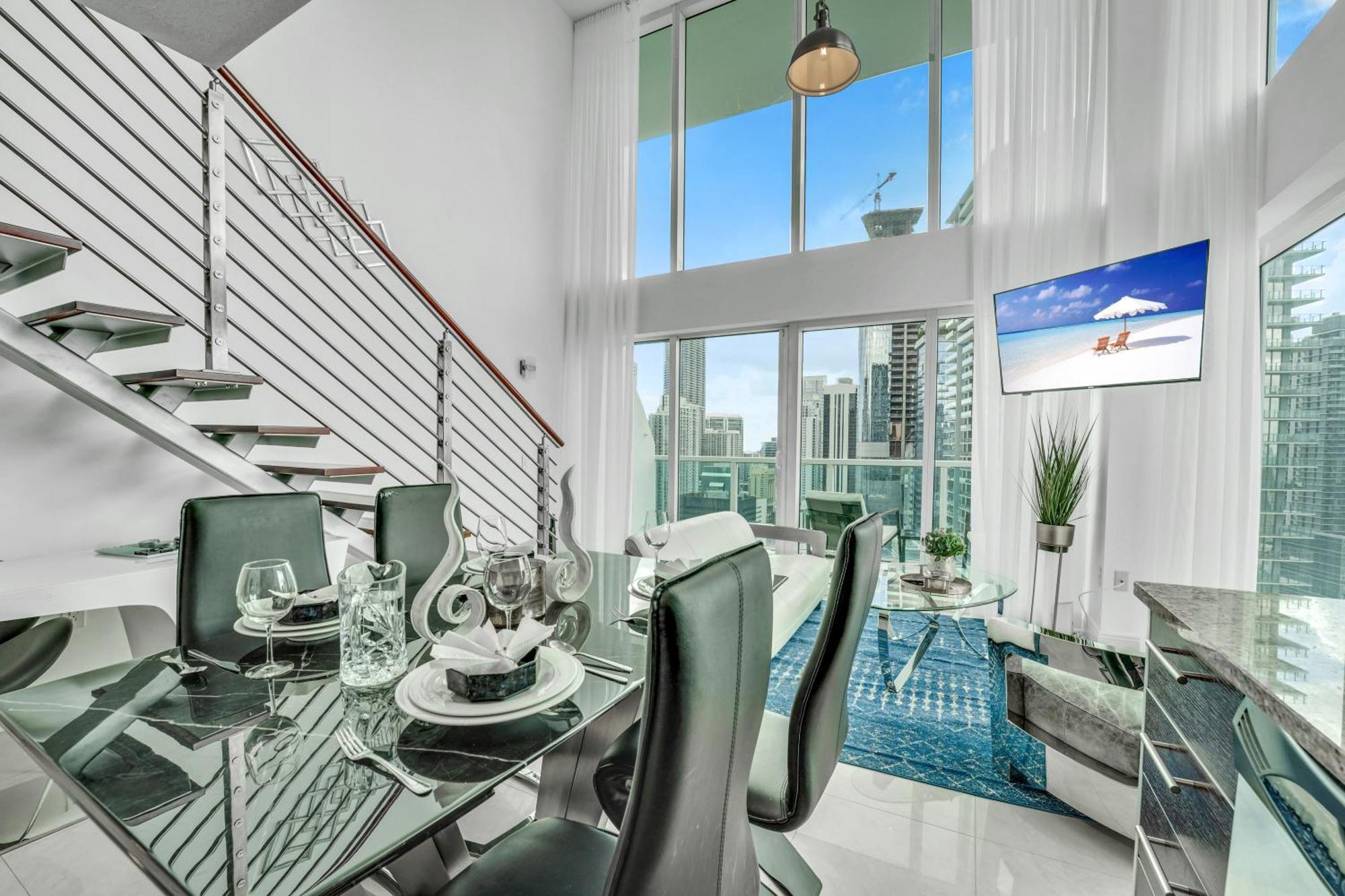 Modern 2 Story Loft 2Br With Breathtaking Views Villa Miami Exterior photo
